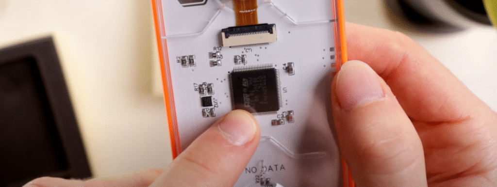 cardware btc only secure element chip